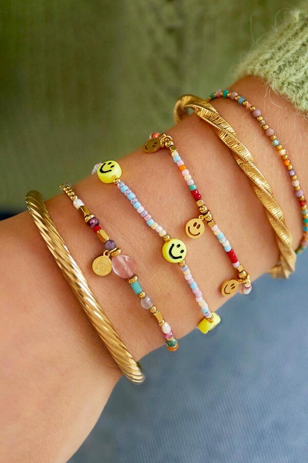Colorful beaded bracelet with smileys